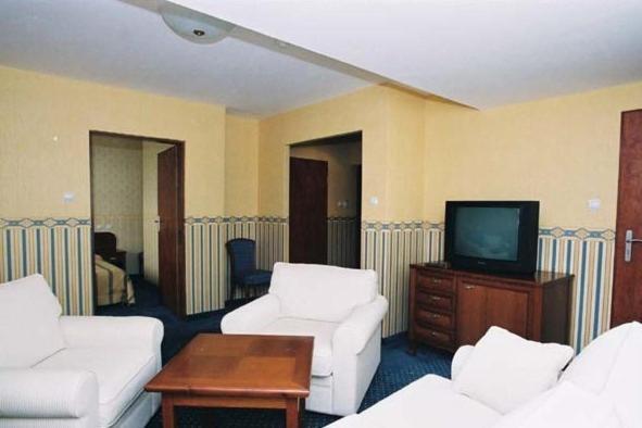 Hotel Osrodek Wypoczynkowo - Szkoleniowy Allianz Rynia Zimmer foto